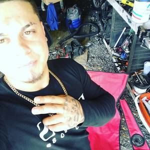 Meet your Posher, Anthony